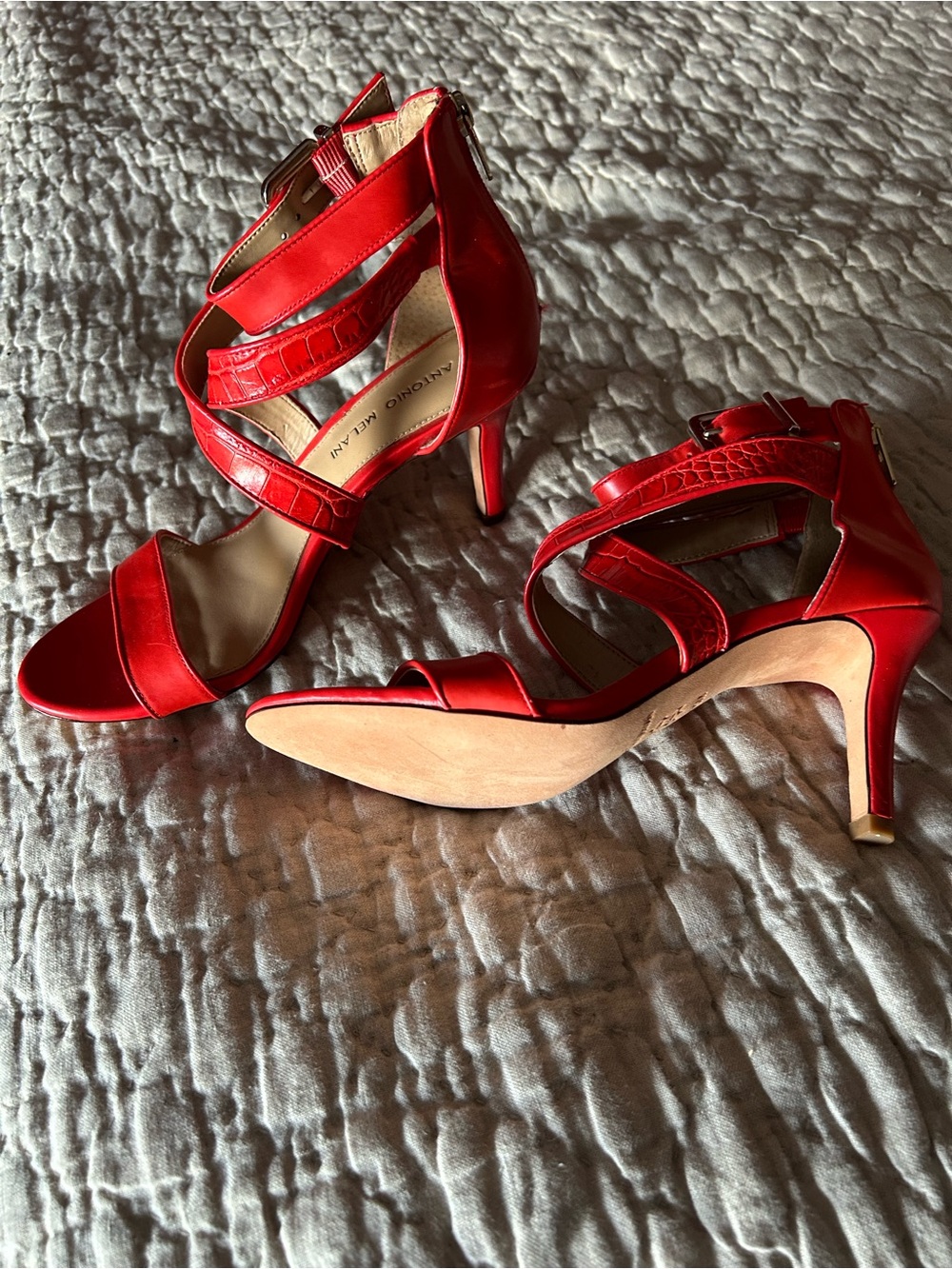 ANTONIO MELANI Red Strappy Mid-Heel Sandals